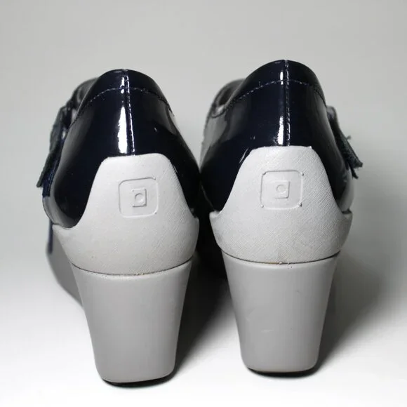 TSUBO Navy Blue Suede & Patent Mary Jane Heels Size 7 EUC - Picture 3 of 7